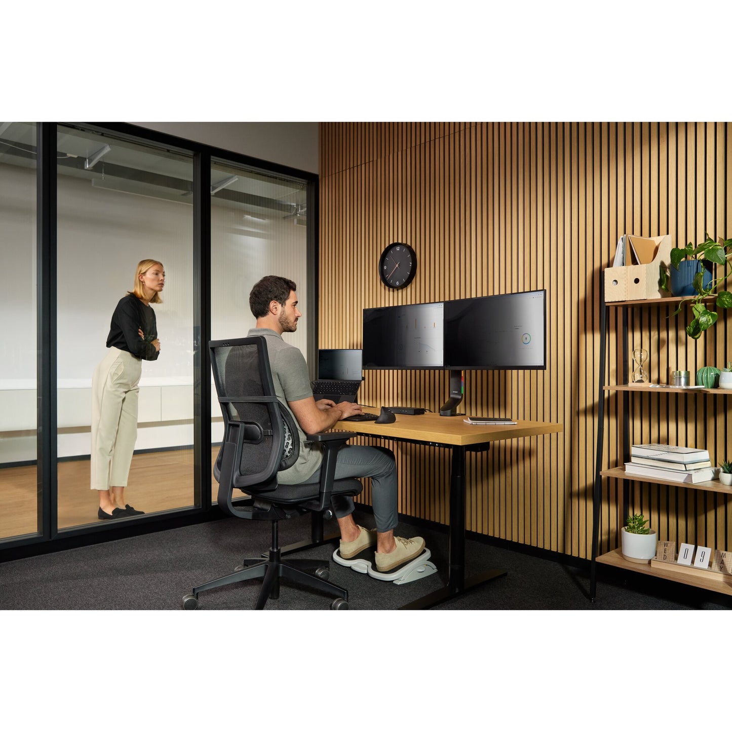Kensington Privacy Screen Filter for 16" Laptops 16:10 - 2-Way