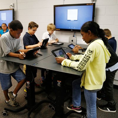 Ergotron LearnFit Adjustable Standing Student Desk - TechExpress